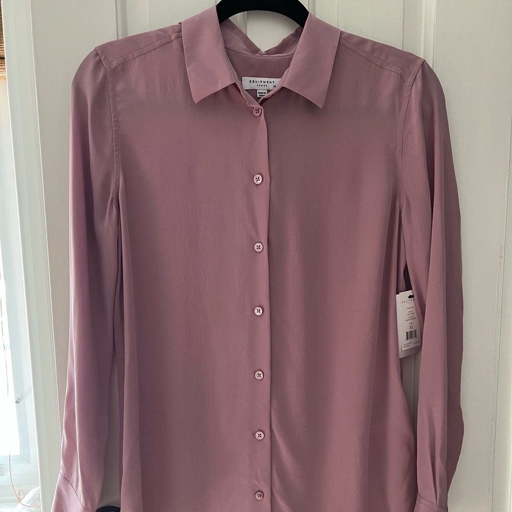 Equipment Essential Silk Long Sleeve Button down shirt